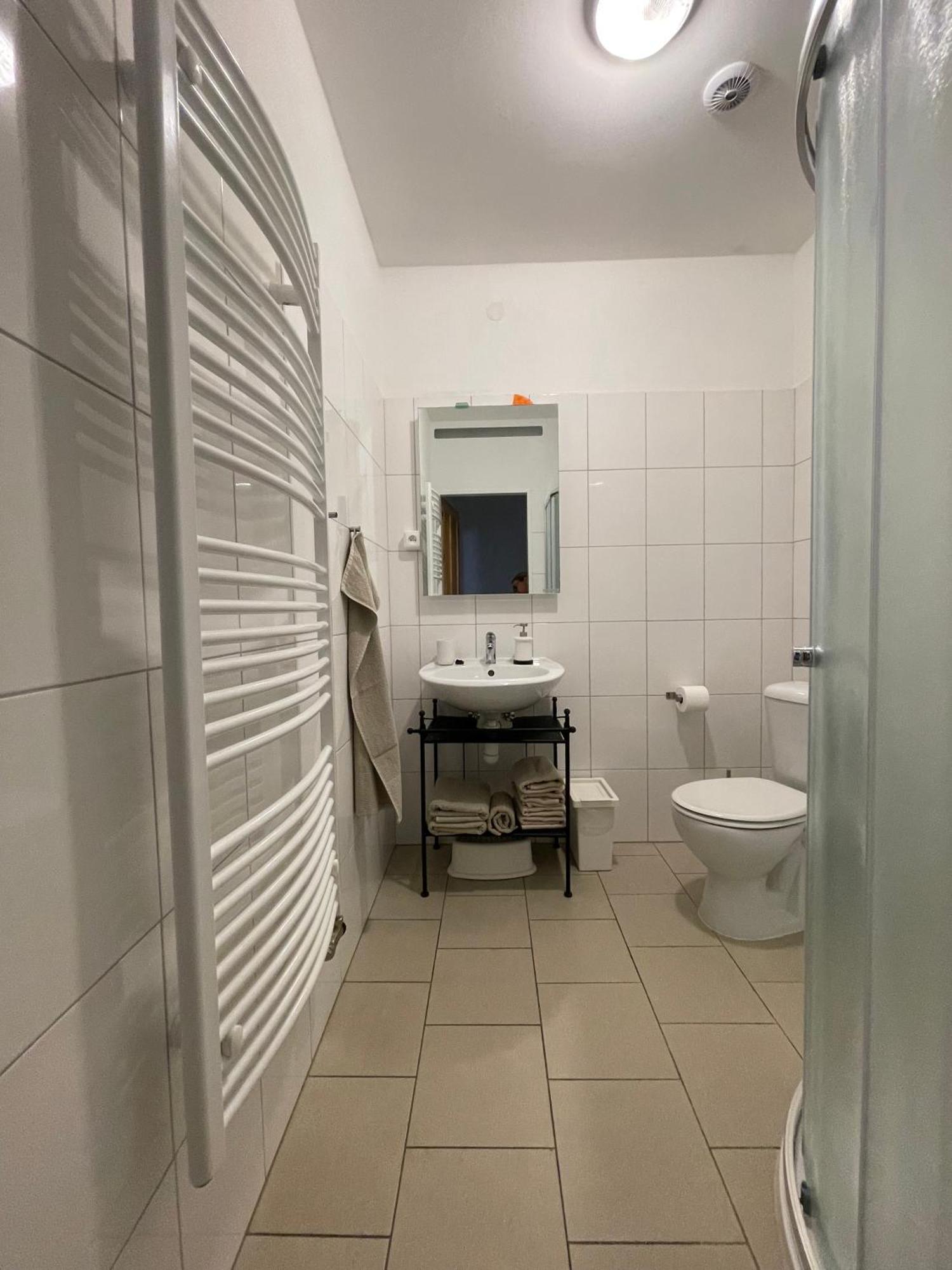 Trilety Mlyn Hotel Police  Buitenkant foto